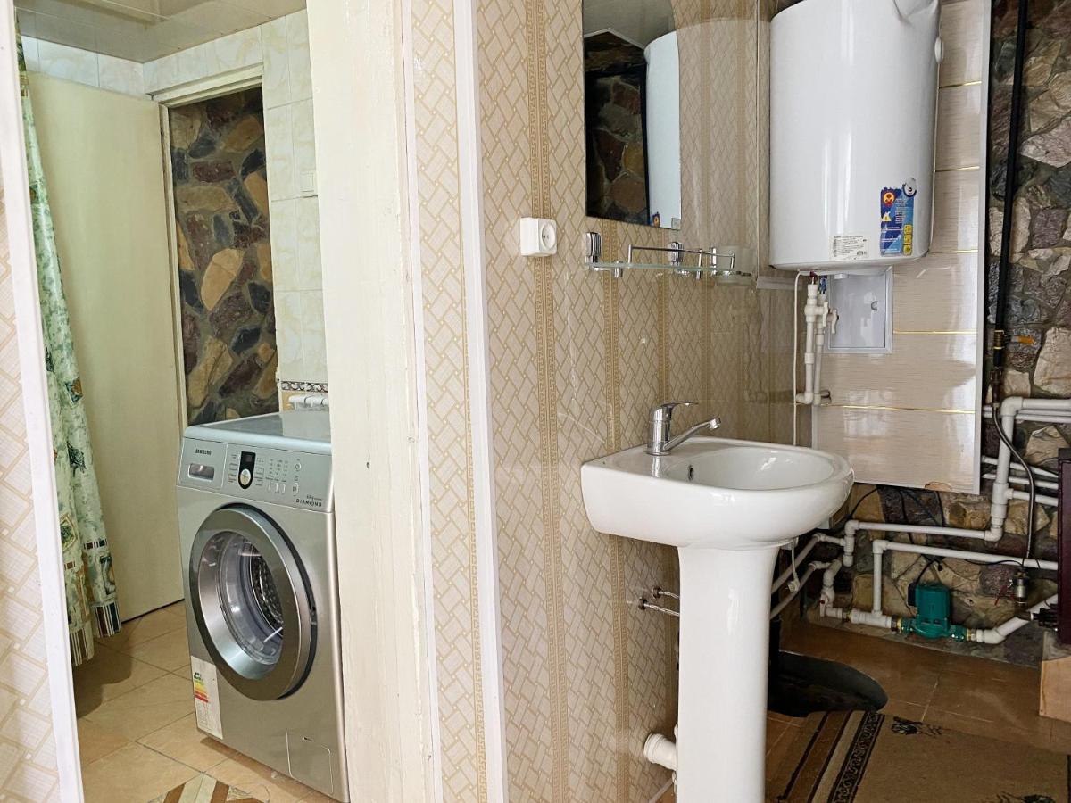 Evergreen Guesthouse Marghilon Экстерьер фото