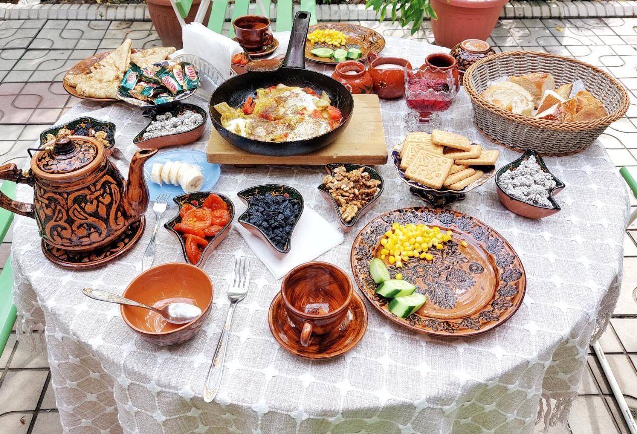 Evergreen Guesthouse Marghilon Экстерьер фото