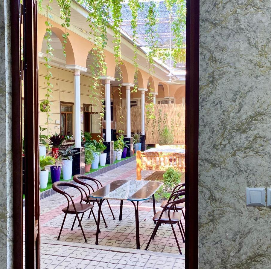 Evergreen Guesthouse Marghilon Экстерьер фото